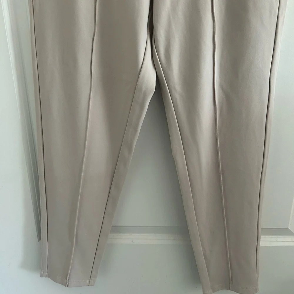 Athleta Venice Pintuck Pant - Picture 3 of 11